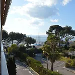 A St-raphael Avec Terrasse Et Parking, A 100m De La - Fr-1-226a-23 Lejlighed Saint-Raphaël