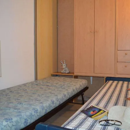 A St-raphael Avec Terrasse Et Parking, A 100m De La - Fr-1-226a-23 Saint-Raphaël